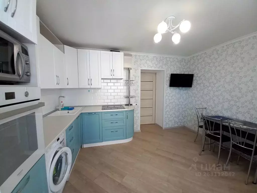 3-к кв. Мордовия, Саранск Севастопольская ул., 19 (85.0 м) - Фото 0