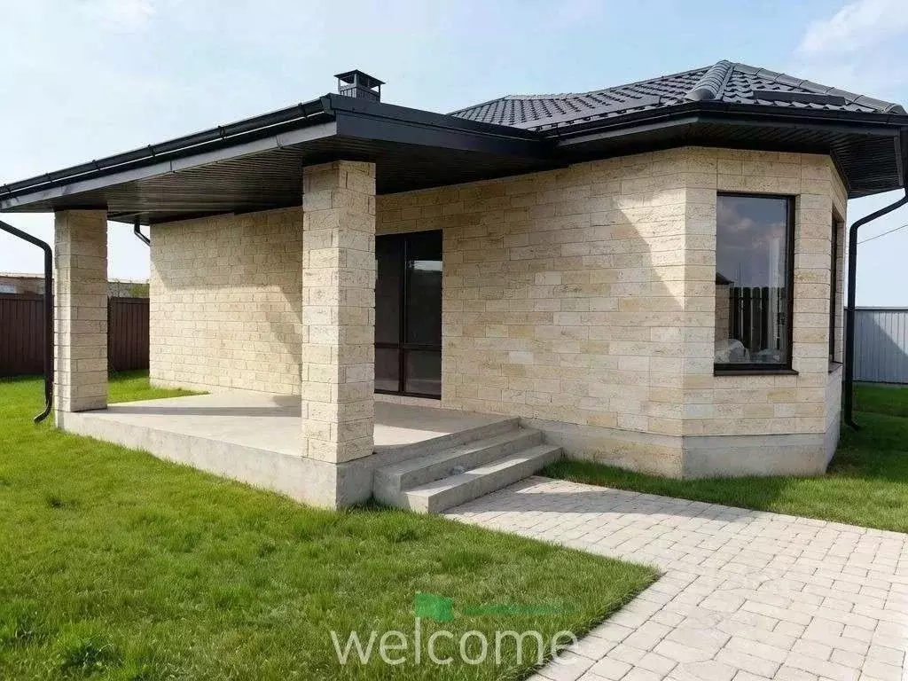 Дом в Ставропольский край, Изобильный Спортивный проезд, 1 (115 м) - Фото 1