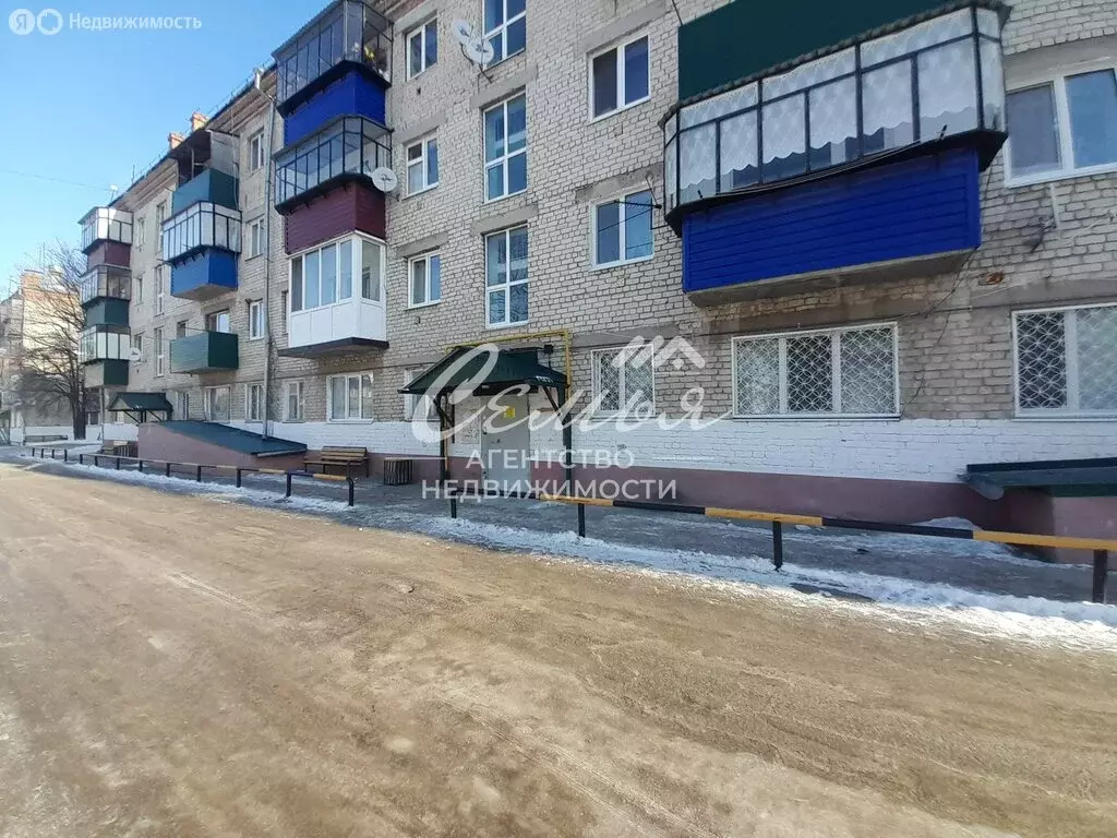 2-комнатная квартира: Заводоуковск, Шоссейная улица, 2 (44 м) - Фото 0