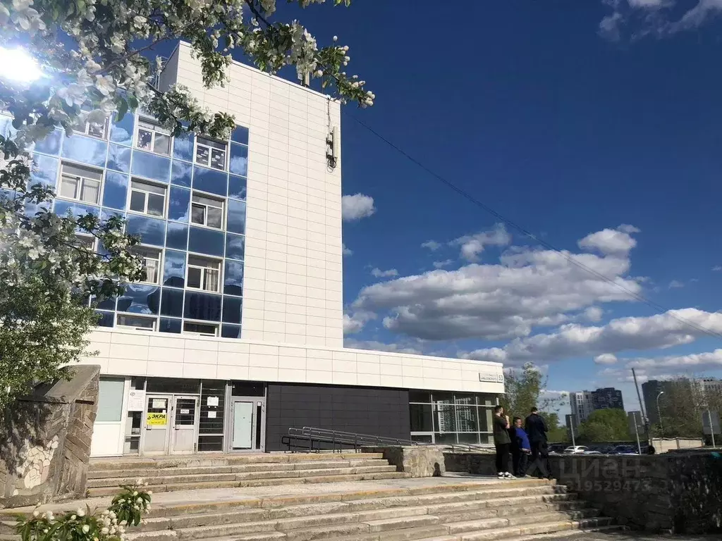 Помещение свободного назначения в Свердловская область, Екатеринбург ... - Фото 1