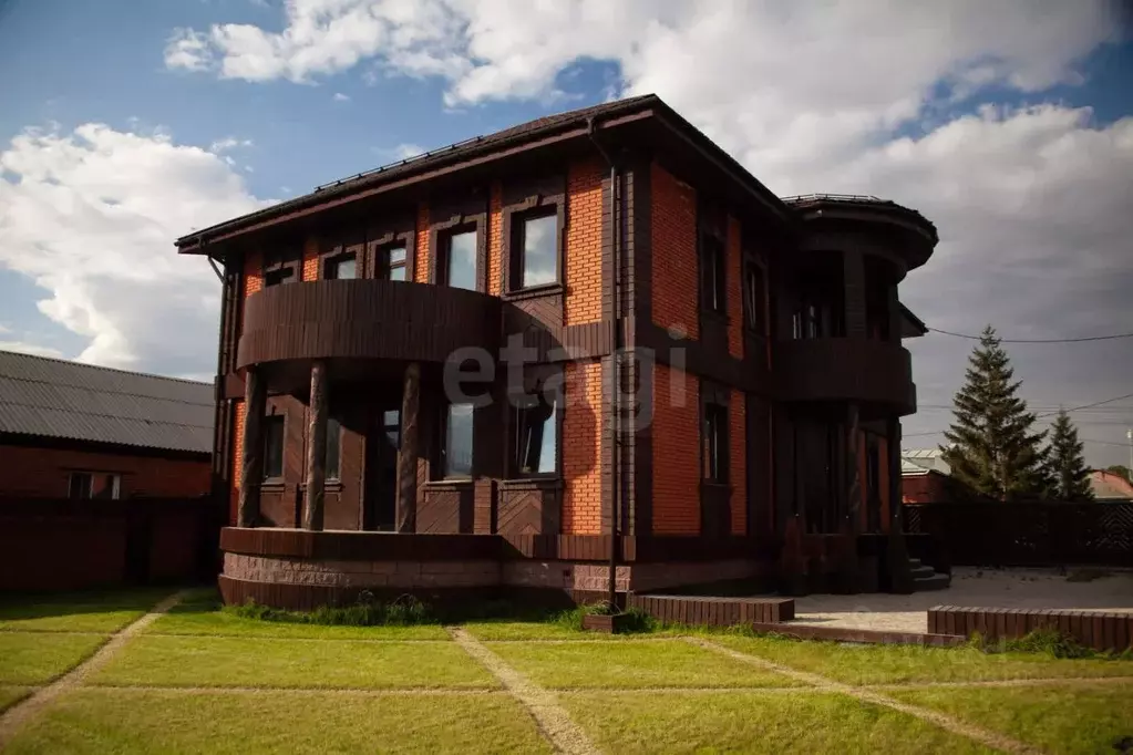 Дом в Омская область, Омск ул. 10-я Северная, 96 (509 м) - Фото 1