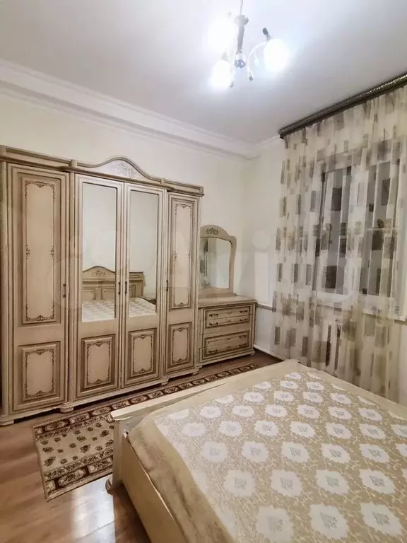 2-к. квартира, 60 м, 1/2 эт. - Фото 1