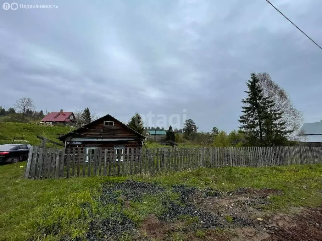 Дом в Юго-Камский, Мостовая улица (25.4 м) - Фото 1