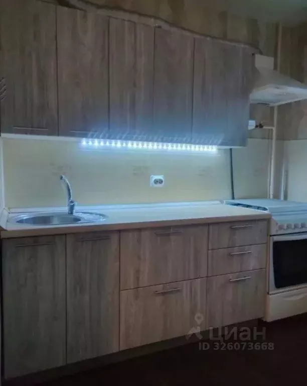 1-к кв. Омская область, Омск Заозерный мкр, просп. Менделеева, 8 (31.7 ... - Фото 1