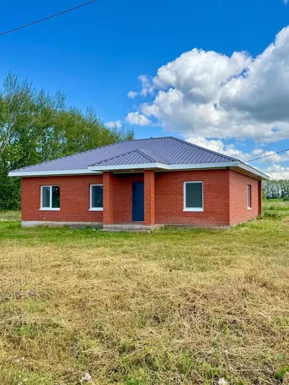Дом в Башкортостан, Уфимский район, Дмитриевский сельсовет, д. ... - Фото 0