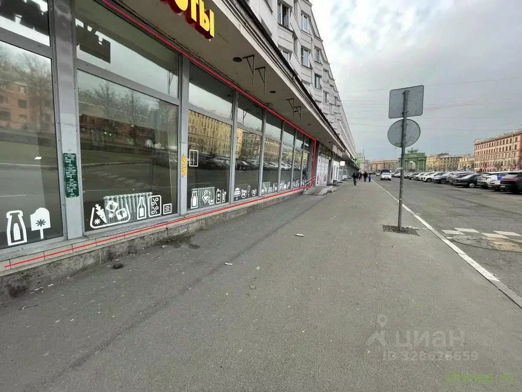 Торговая площадь в Санкт-Петербург просп. Стачек, 1 (119 м) - Фото 1