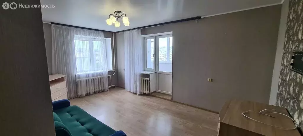 2-комнатная квартира: Владимир, улица Нижняя Дуброва, 21 (58 м) - Фото 0