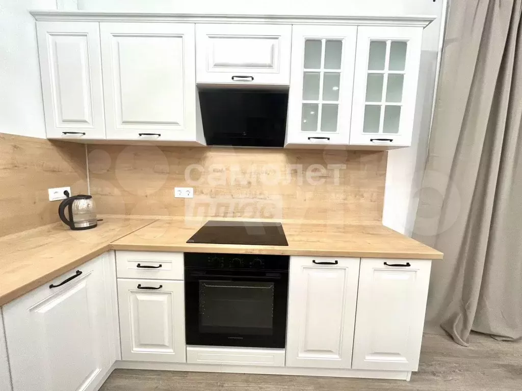 10 и более-к. квартира, 40 м, 5/12 эт. - Фото 0