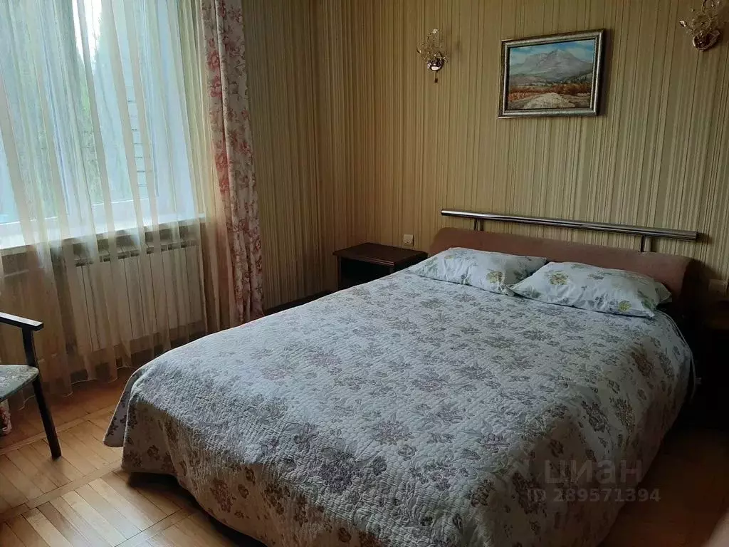 2-к кв. Крым, Алушта ул. Ленина, 25 (54.0 м) - Фото 1