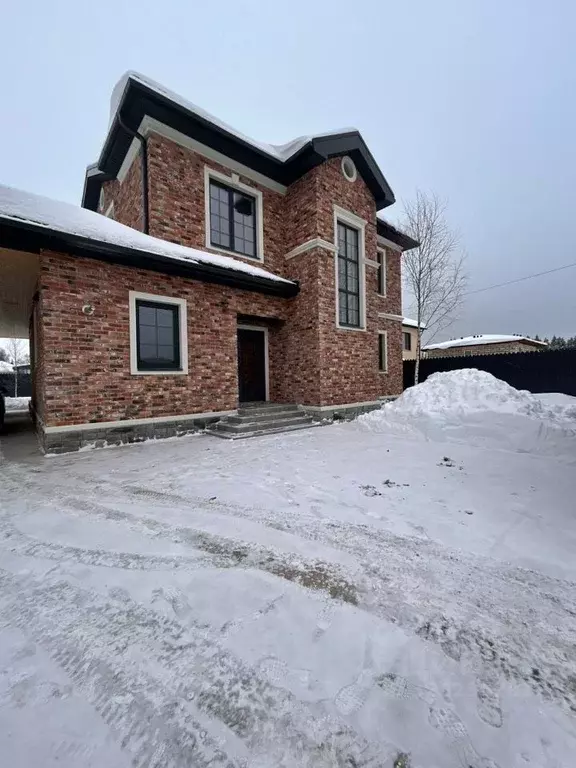 Коттедж в Москва Марушкинское поселение, д. Акиньшино, 571 (213 м) - Фото 1