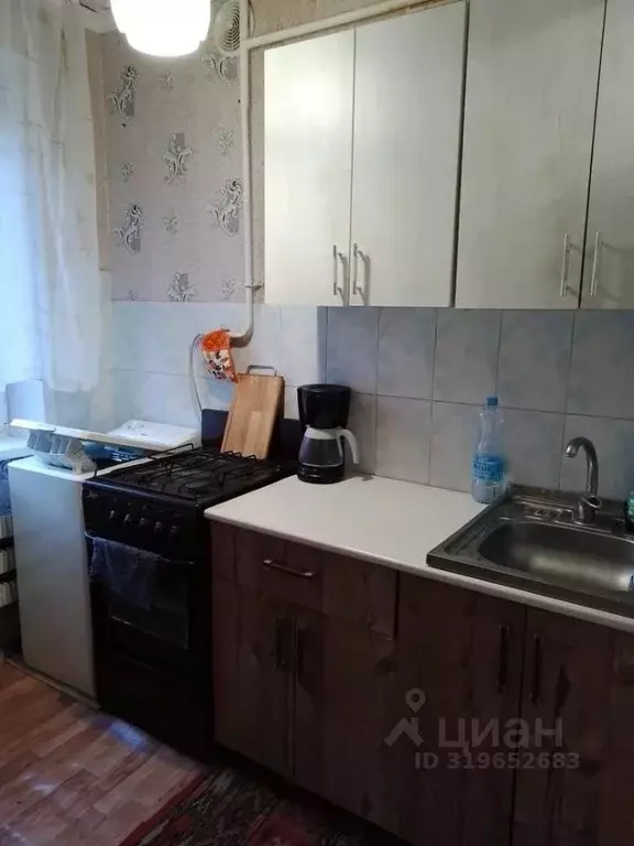 2-к кв. Белгородская область, Старый Оскол Интернациональный мкр, 48 ... - Фото 0