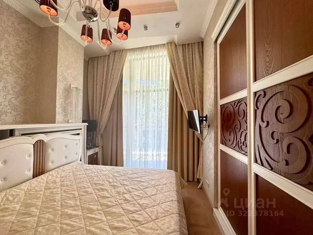 3-к кв. Крым, Ялта Приморский парк имени Гагарина кв-л, 1 (88.0 м) - Фото 1