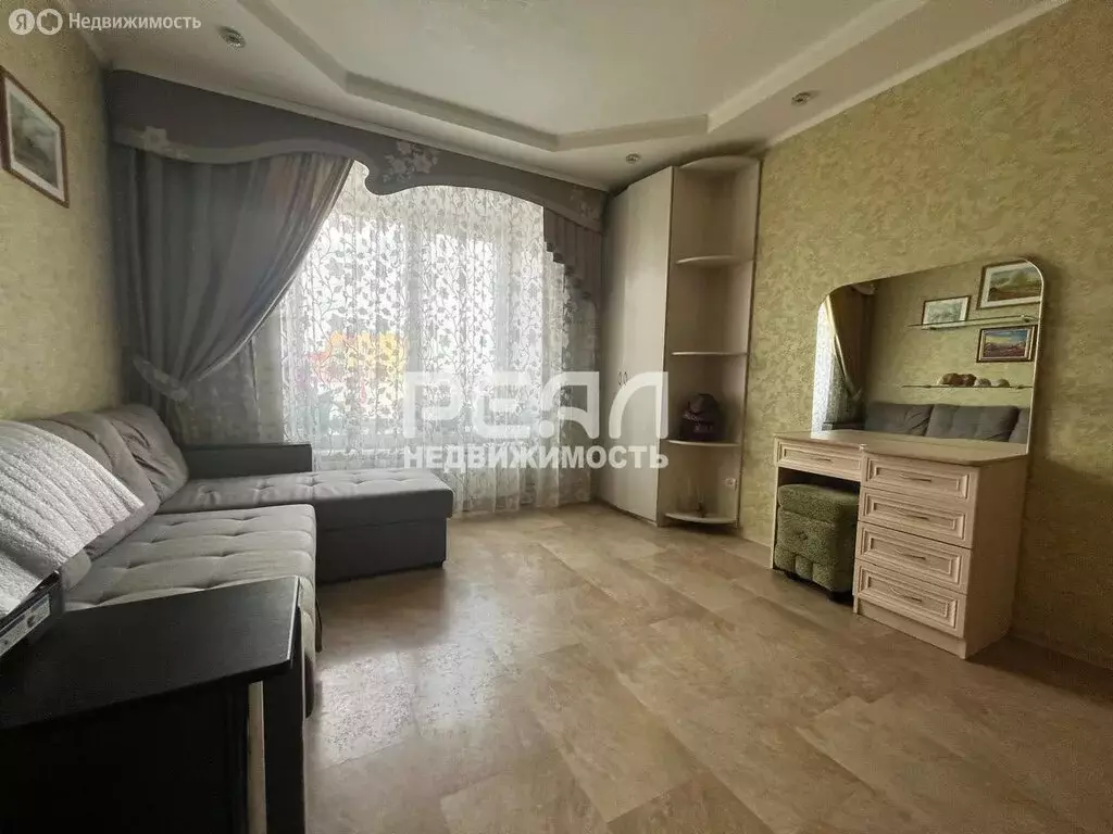 2-комнатная квартира: Гатчина, Рощинская улица, 19 (71.3 м) - Фото 1
