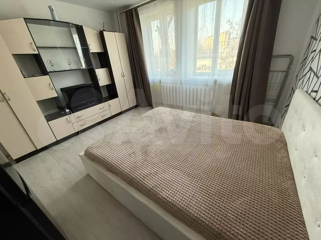 Комната 14,4 м в 3-к., 2/2 эт. - Фото 0