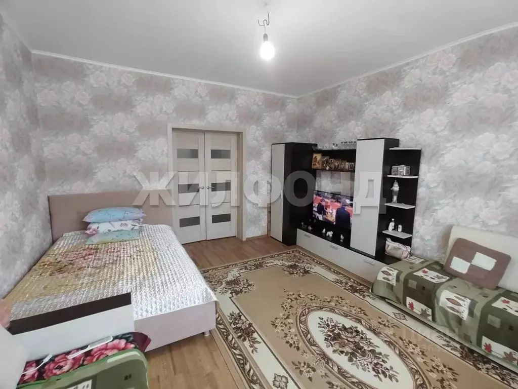 1-к кв. Хакасия, Абакан ул. Кирова, 204А (45.2 м) - Фото 1