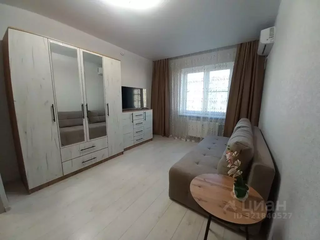 1-к кв. Краснодарский край, Крымск Надежда мкр, ул. Надежды, 11 (36.0 ... - Фото 0