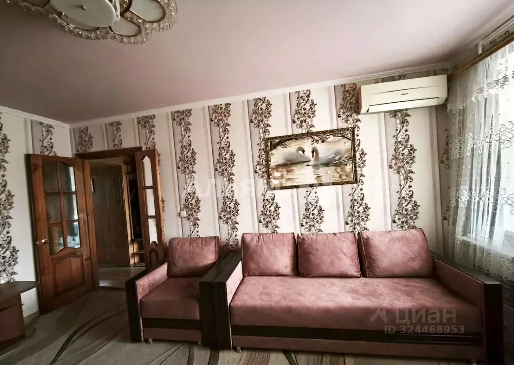 3-к кв. Ростовская область, Шахты пер. Татаркина, 19 (57.4 м) - Фото 1