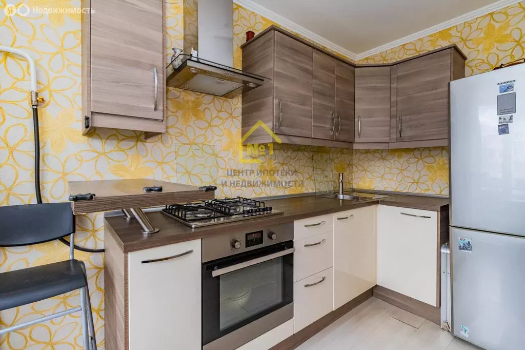 2-комнатная квартира: Челябинск, улица Кирова, 17А (49.1 м) - Фото 1