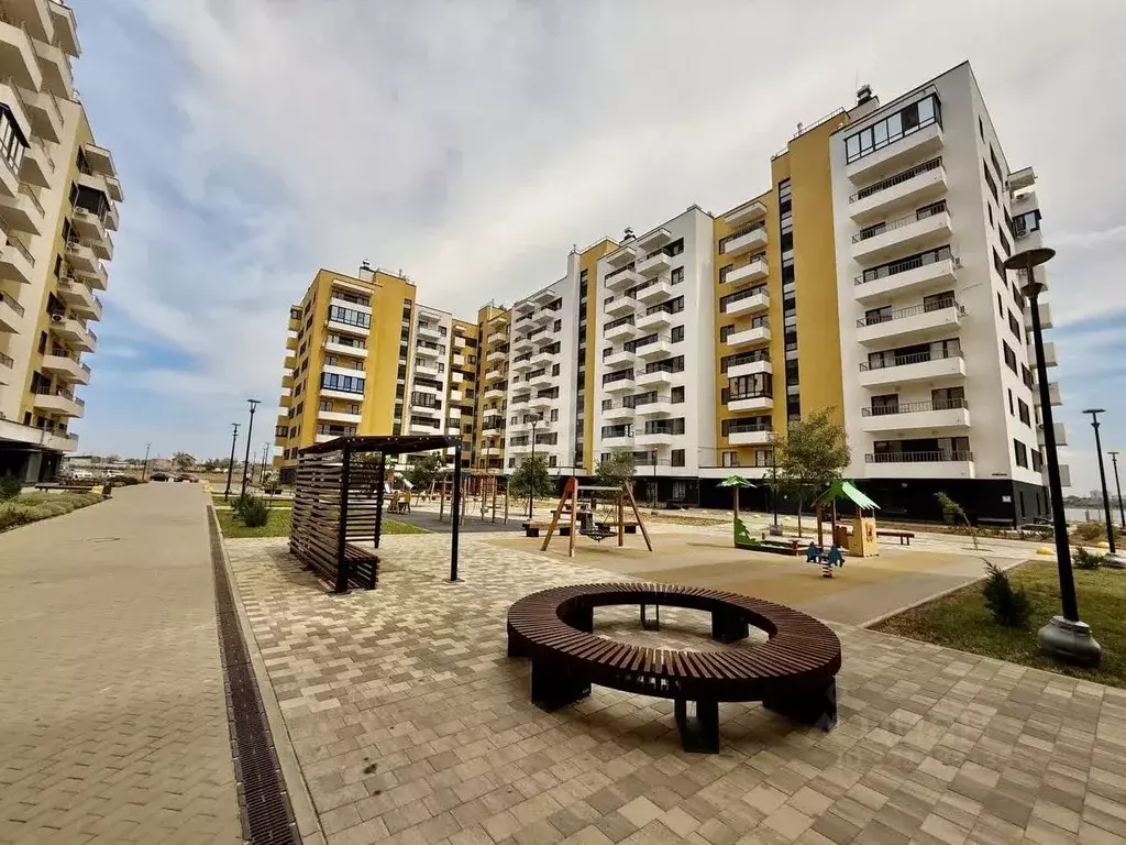 3-к кв. Крым, Саки ул. Набережная (81.0 м) - Фото 0