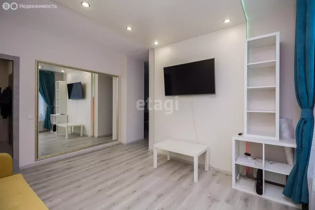 1-комнатная квартира: Тюмень, улица Федюнинского, 30 (37.7 м) - Фото 2