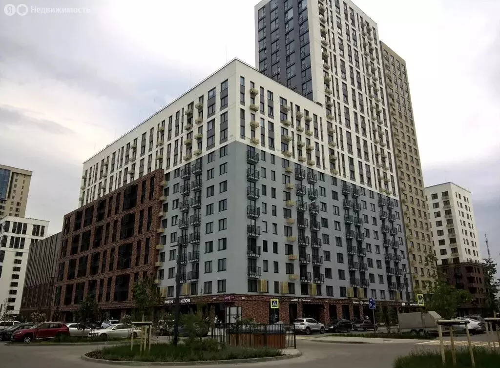2-комнатная квартира: Тюмень, Харьковская улица, 72Б (79.7 м) - Фото 1