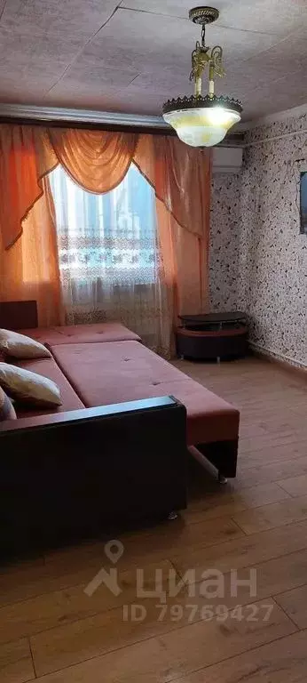 1-к кв. Дагестан, Дербент ул. Имени Надыра Эмиргамзаева, 36 (40.0 м) - Фото 0