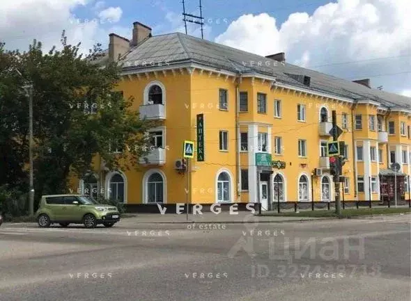 Торговая площадь в Смоленская область, Вязьма ул. Парижской Коммуны, 1 ... - Фото 1