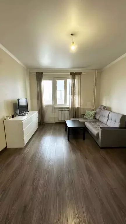 1-к. квартира, 38 м, 3/9 эт. - Фото 1