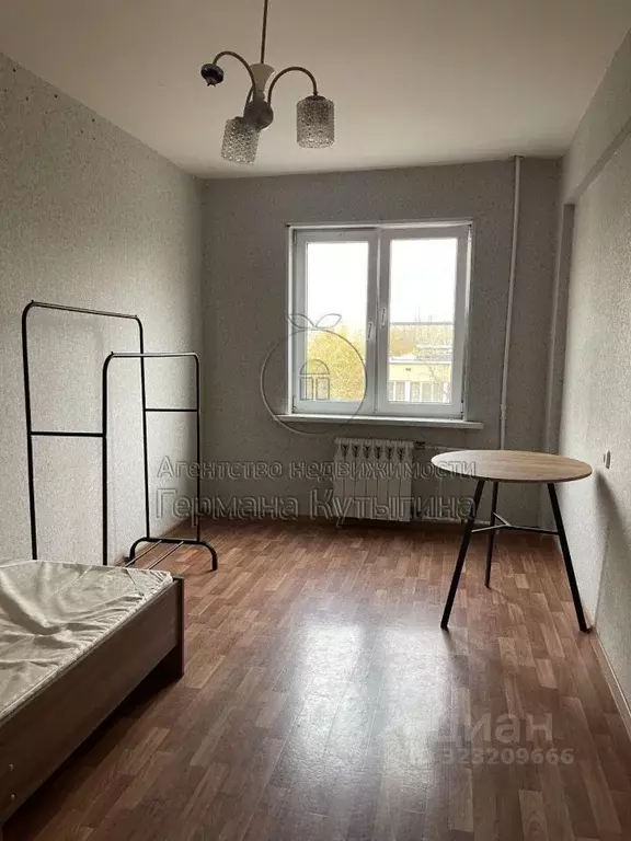 3-к кв. Волгоградская область, Волгоград Жилгородок мкр, ул. ... - Фото 2