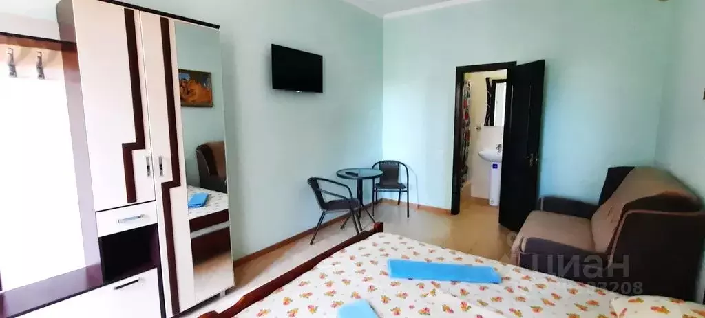 Комната Крым, Алупка ул. Имени Олега Кошевого, 5Б - Фото 2