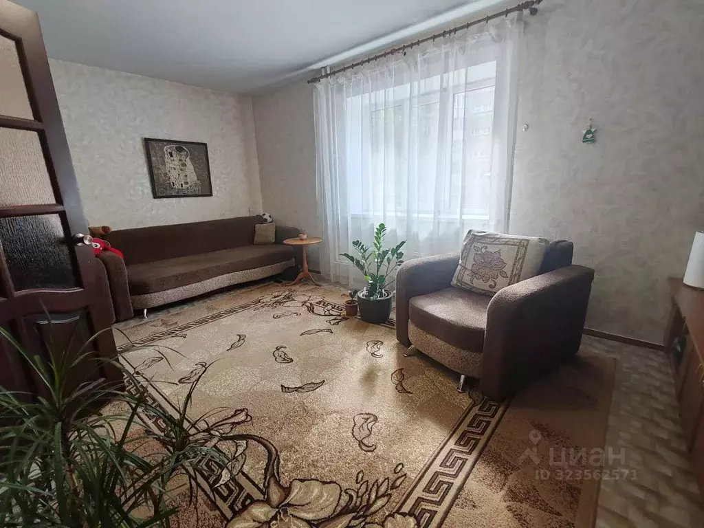 2-к кв. Татарстан, Казань просп. Ямашева, 43 (60.0 м) - Фото 1