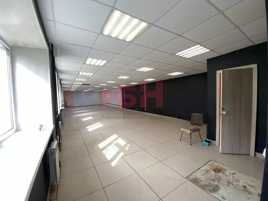 Торговая площадь в Курганская область, Курган Чернореченская ул., 91 ... - Фото 2