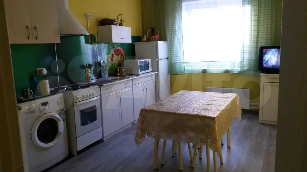 3-к. квартира, 90 м, 3/8 эт. - Фото 1