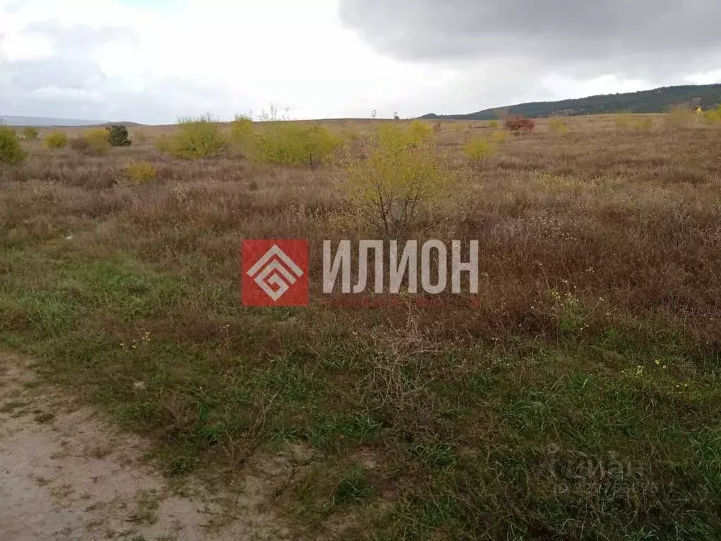 Участок в Крым, Бахчисарайский район, Железнодорожненское с/пос, пос. ... - Фото 2