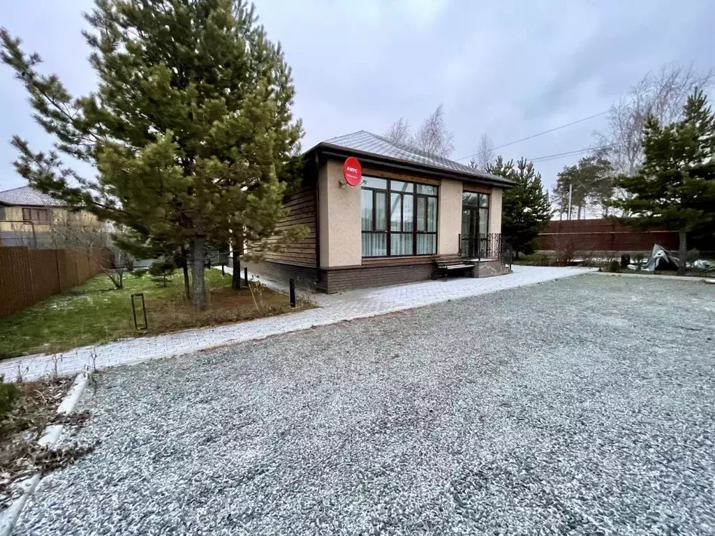 Коттедж в Свердловская область, Екатеринбург муниципальное ... - Фото 1