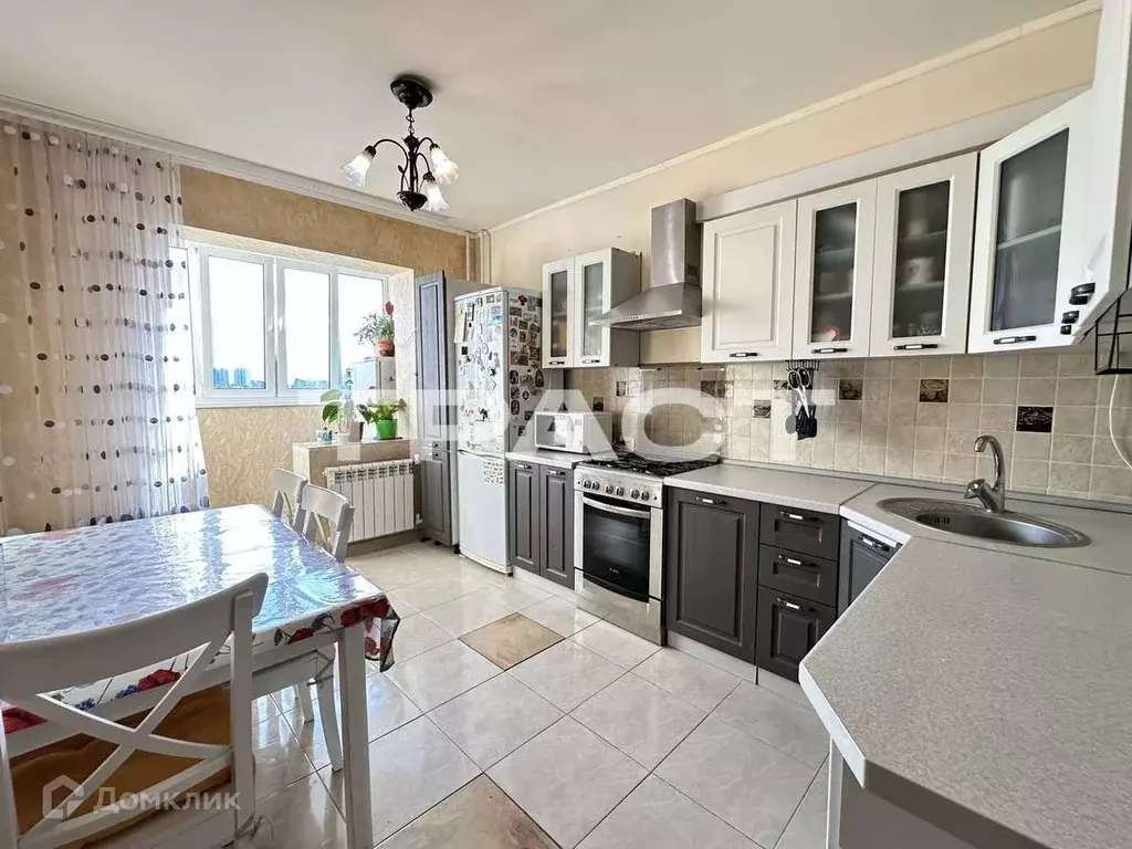 Продаётся 2-к квартира, 68 м - Фото 0