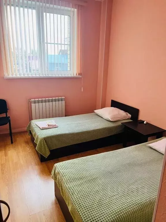 Комната Нижегородская область, Нижний Новгород ул. Спартака, 17 - Фото 2