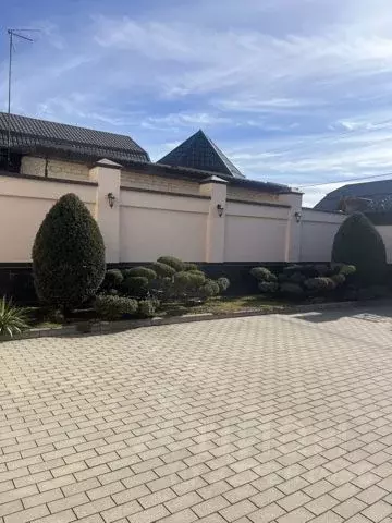 Дом в Кабардино-Балкария, Нальчик Балкарская ул., 60 (270 м) - Фото 2