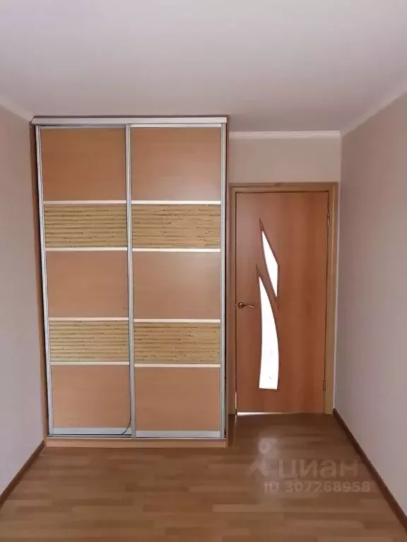 3-к кв. Омская область, Омск Заозерный мкр, ул. Глинки, 1 (60.4 м) - Фото 1