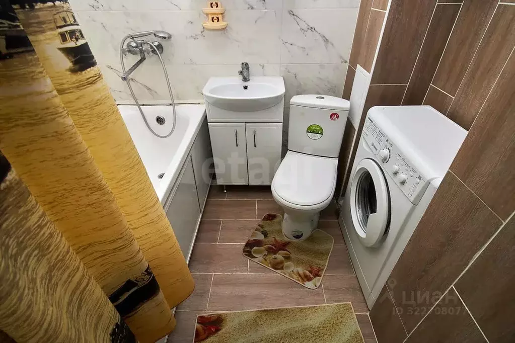 Студия Тюменская область, Тюмень Антипино мкр, ул. Буденного, 1Ак1 ... - Фото 1