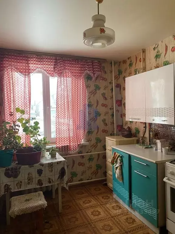 2-к кв. Чувашия, Новочебоксарск ул. 10-й Пятилетки, 56 (45.0 м) - Фото 0