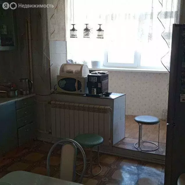 3-комнатная квартира: Нерюнгри, Южно-Якутская улица, 37 (76.2 м) - Фото 0