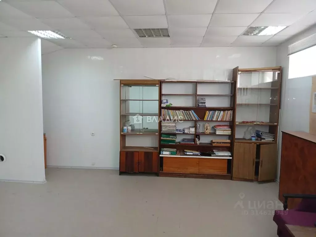 Помещение свободного назначения в Краснодарский край, Ейск ул. ... - Фото 1