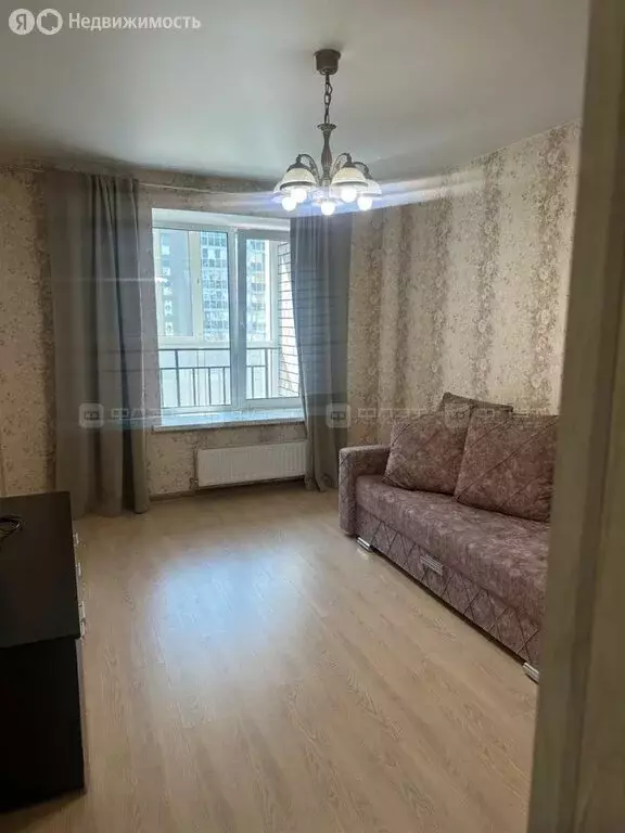 1-комнатная квартира: Казань, улица Азата Аббасова, 8 (36 м) - Фото 1