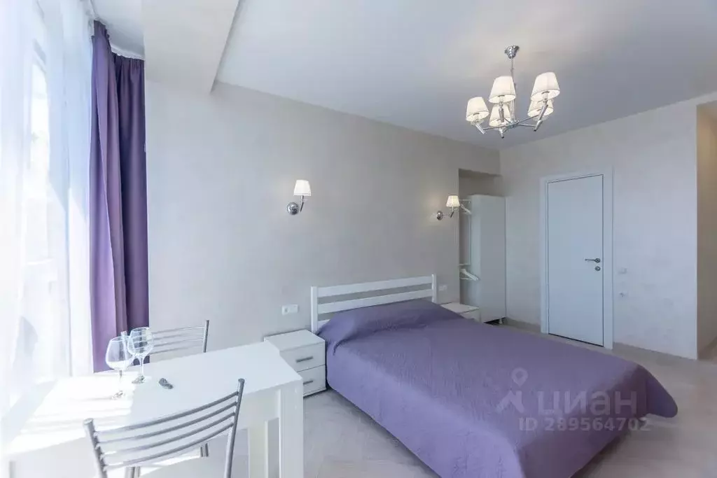 Комната Крым, Алушта ул. Ленина, 21 - Фото 2