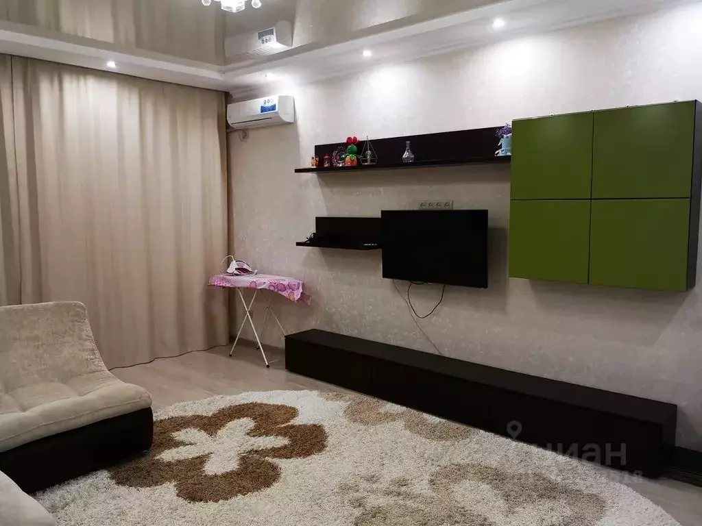 3-к кв. Калмыкия, Элиста 9-й мкр, 33 (90.0 м) - Фото 1