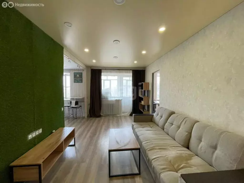 3-комнатная квартира: Ярославль, улица Писемского, 48А (42 м) - Фото 1