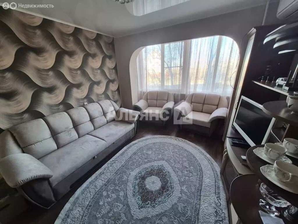 3-комнатная квартира: Волгодонск, улица Маршала Кошевого, 28А (62 м) - Фото 1