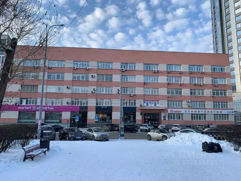 Помещение свободного назначения в Свердловская область, Екатеринбург ... - Фото 1