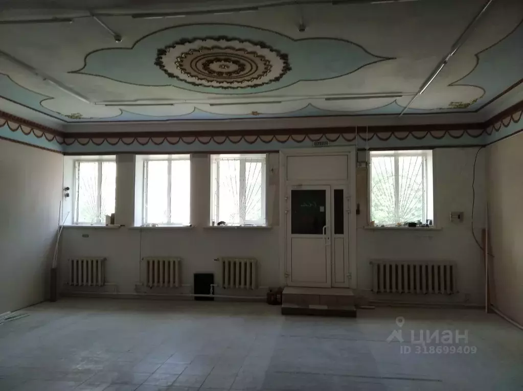 Помещение свободного назначения в Тверская область, Старица ... - Фото 1